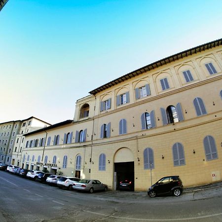 B&B Le Lupe Siena Bagian luar foto