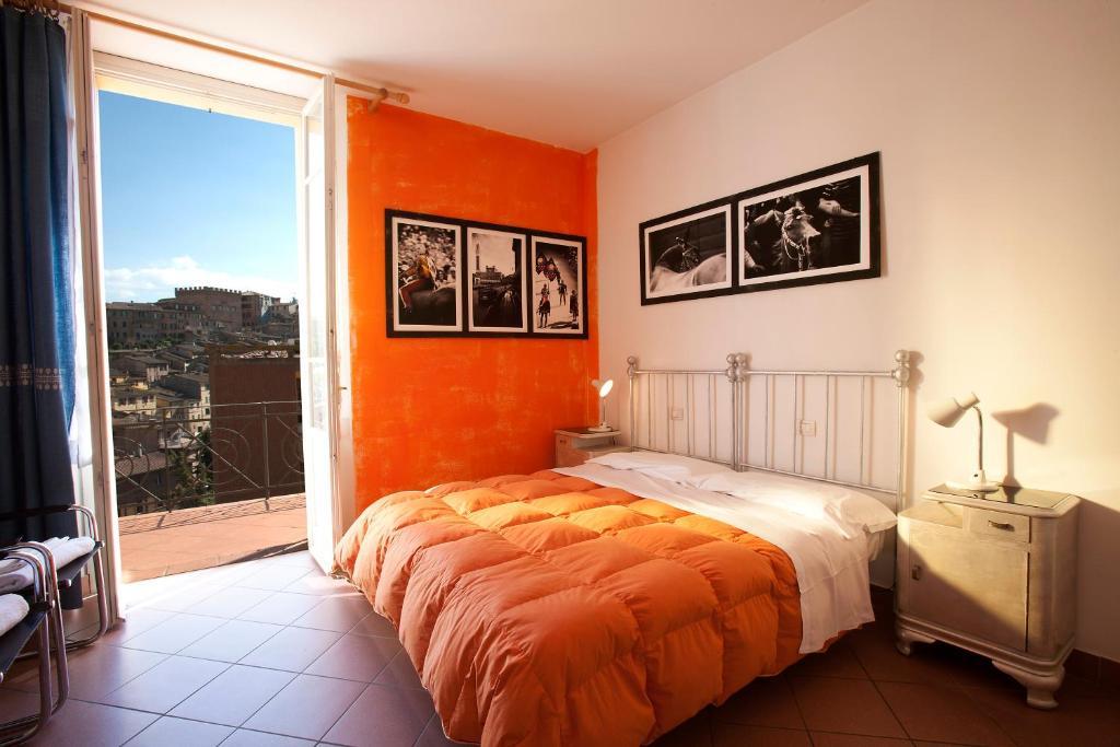 B&B Le Lupe Siena Bagian luar foto