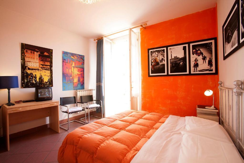 B&B Le Lupe Siena Bagian luar foto