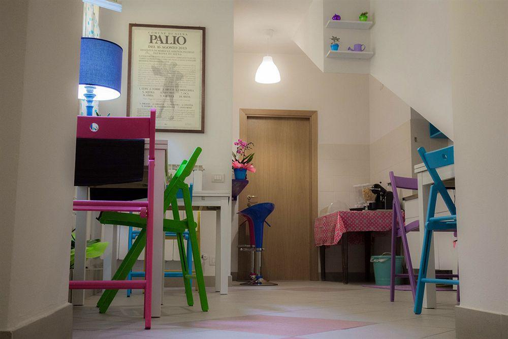 B&B Le Lupe Siena Bagian luar foto